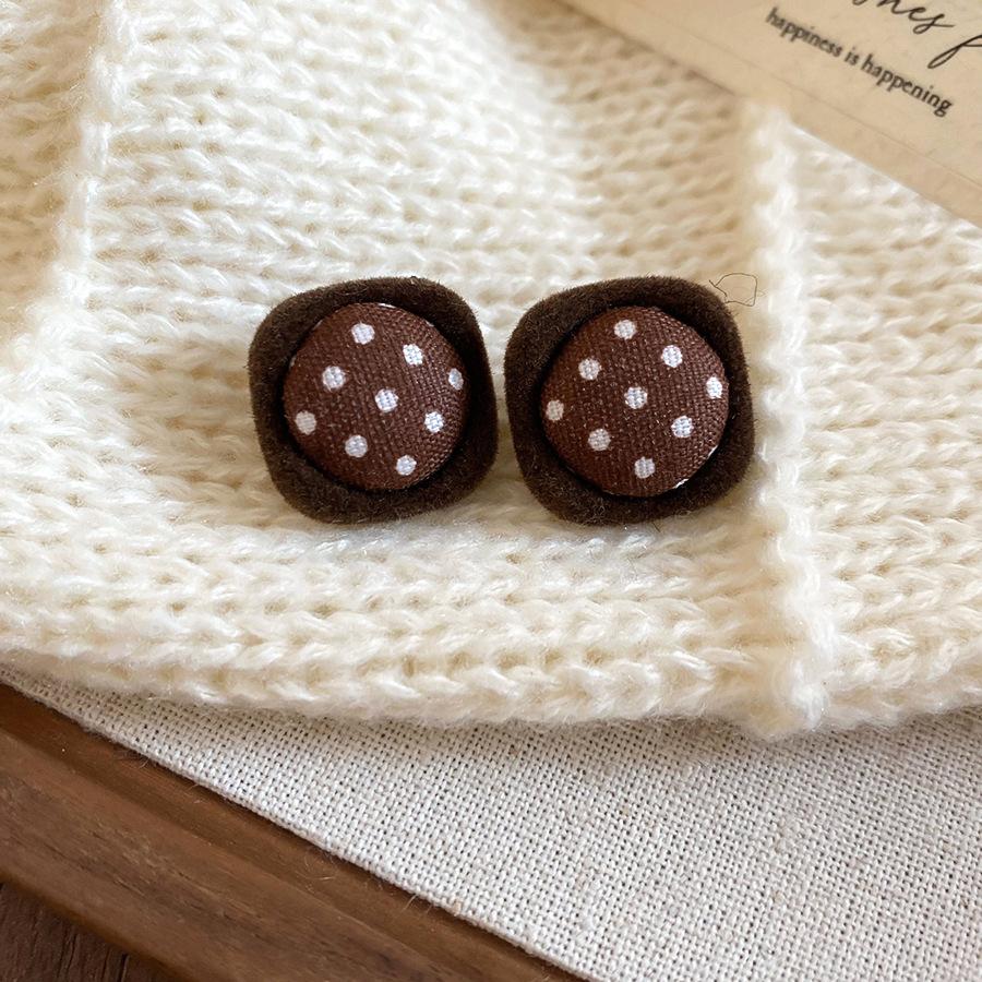 French retro autumn and winter geometric leopard print earrings stud earrings personalized earrings design sense niche