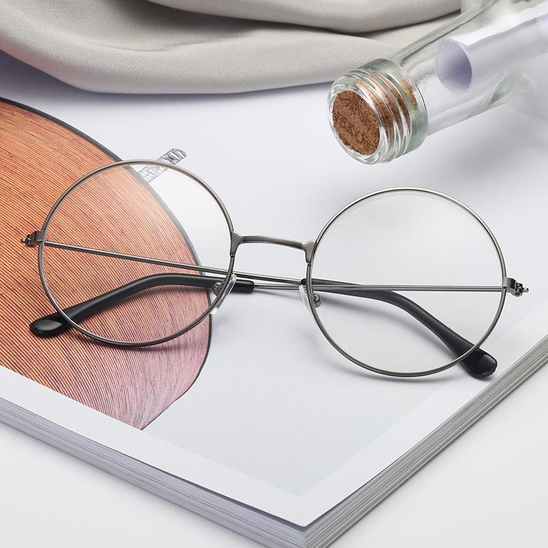 Retro Round Harajuku Unisex Eyeglass Frames with Trendy Metal Design (Model 8009)
