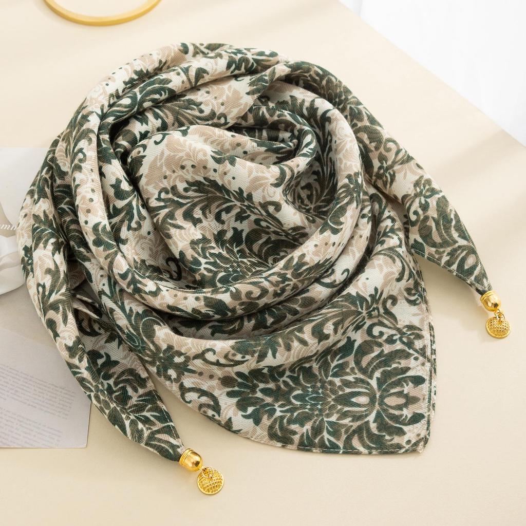 Women's Magnetic Buckle Cotton Scarf - Stylish, Lightweight, Comfortable Neck Protection