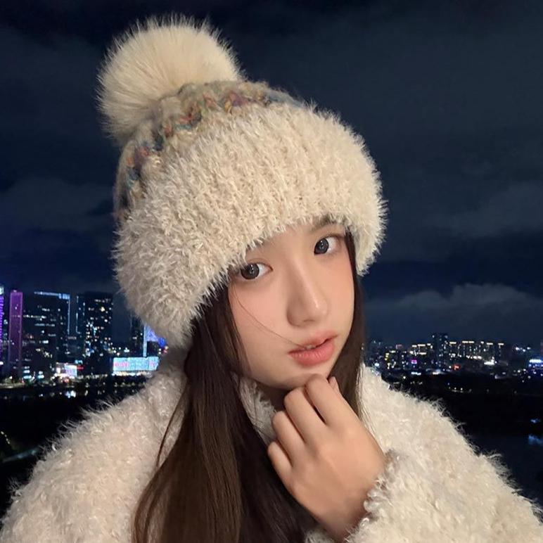 Color Knitted Wool Hat Women's Winter Retro Ear Protection Hat Sweet and Cute Cold and Warm Cold Hat