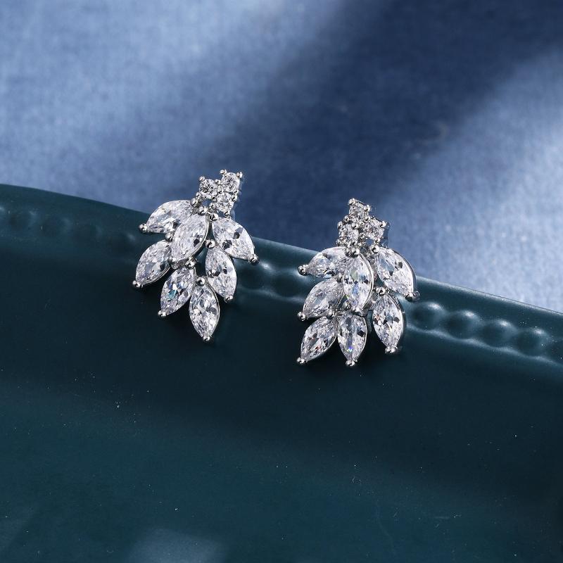 Elegant Temperament Women's Stud Earrings Copper Inlaid Zircon Bridal Earrings Wedding Photography Earrings Cross-border Trade Hot-selling Earrings