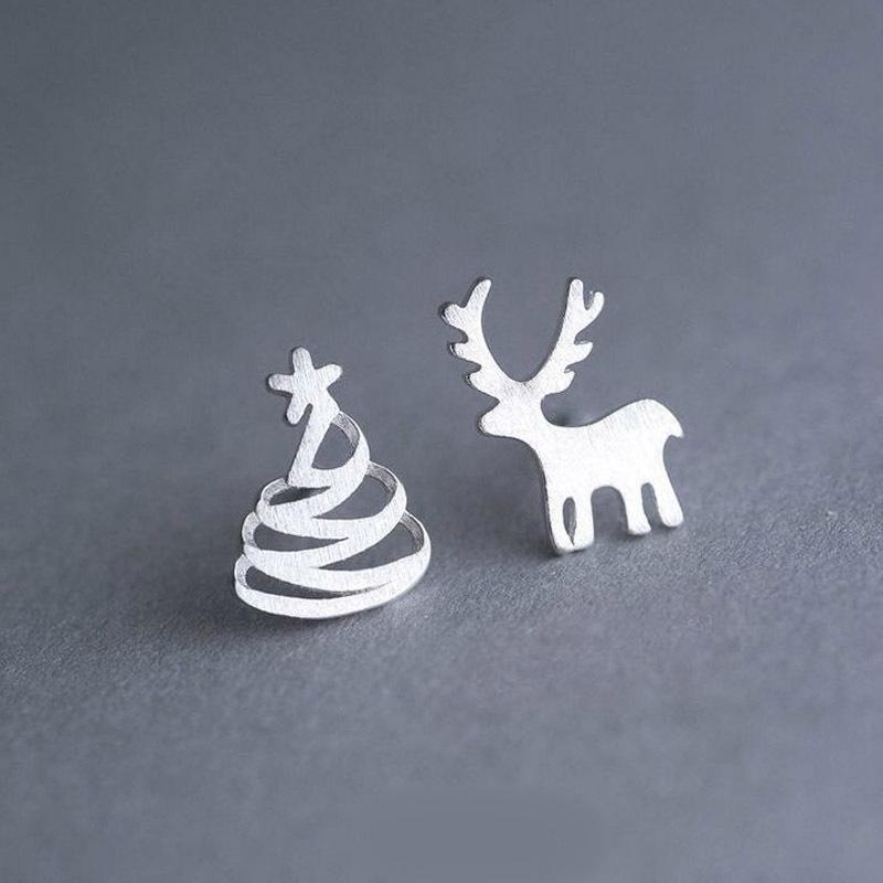 Mori Style Asymmetrical Christmas Earrings: Sweet Little Deer & Tree Design for Students, Korean-Inspired Creative Personality