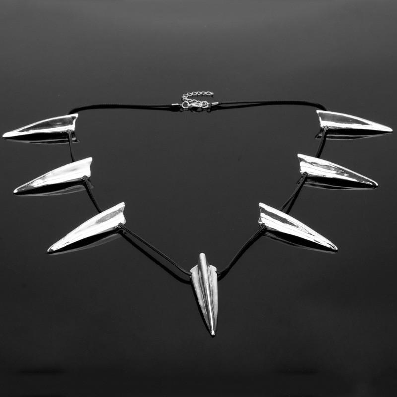 Elegante collar de aleación inspirado en Pantera Negra para hombres y mujeres
