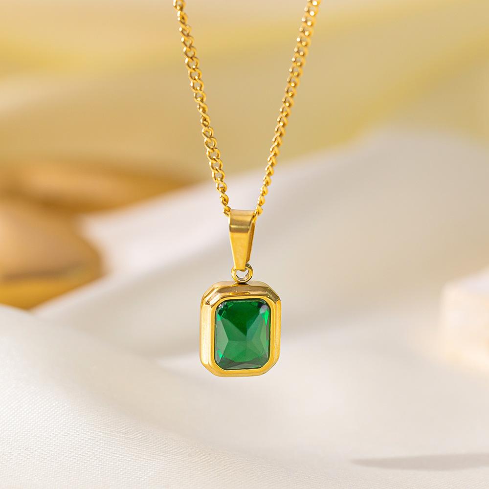 

Новое ожерелье универсальное не выцветающее зеленый бриллиант особой формы ретро темперамент изум украшения женщины