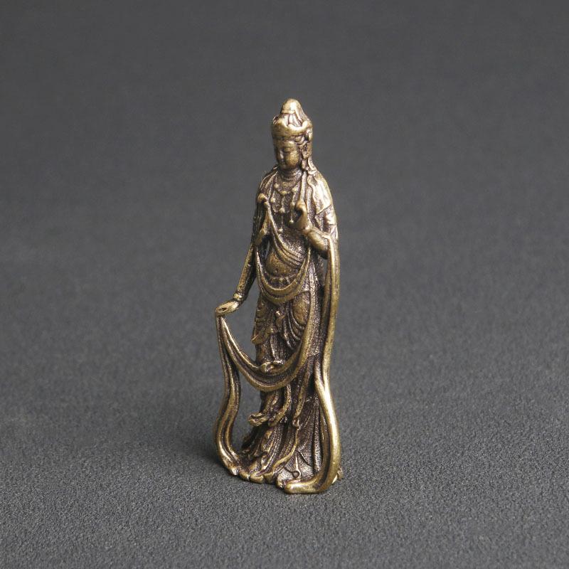 1Pc New Collectable Chinese Style Brass Carved Kwan-yin Guan Yin Buddha Exquisite Small Statues Home Decoration Knickknacks