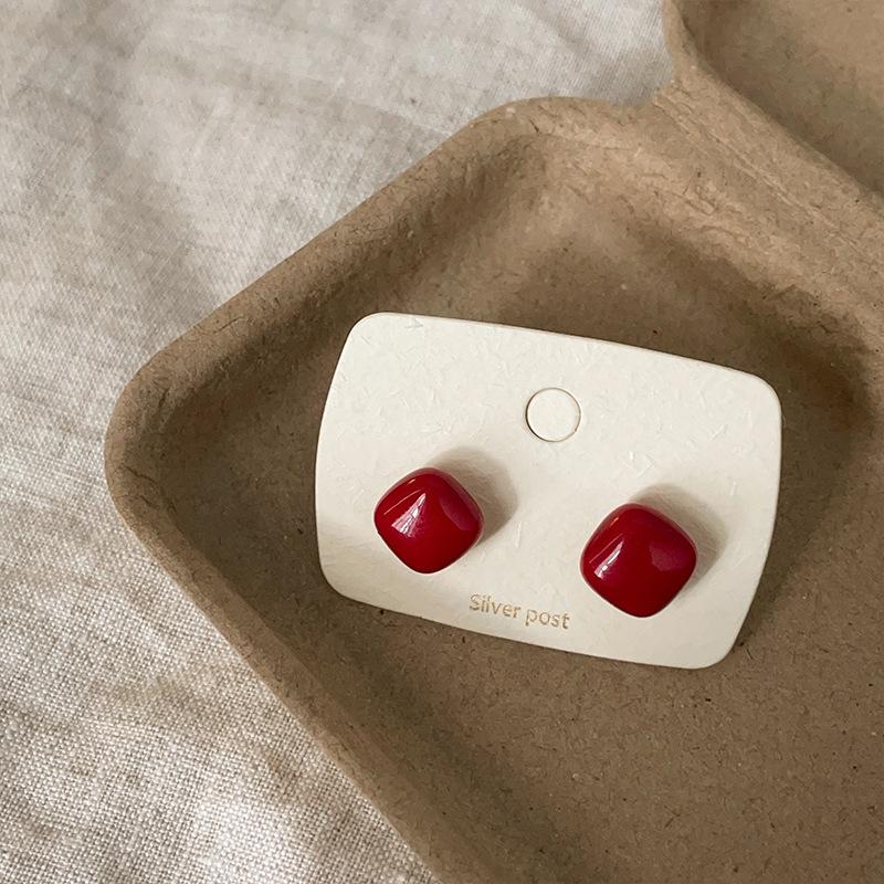 Boucles d'oreilles à tige Ankola Red Oil Dropping Love Circle Doudou pour femmes, boucles d'oreilles polyvalentes rétro de luxe légères pour l'automne et l'hiver