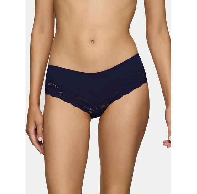 Трусы Triumph Lovely Micro Hipster EU XS