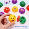 Mini-Aufziehspielzeug aus Kunststoff mit Cartoon-Ausdruck Halbkugel-Design für Kinder und Familienspaß