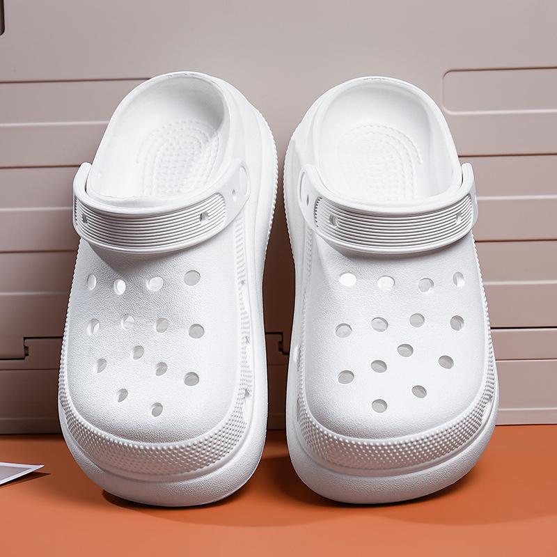 Women's Thick-Soled Perforated Outdoor Shoes: Hook Heel & Closed Toe, Two-Way Wear, Soft EVA Garden Sandals