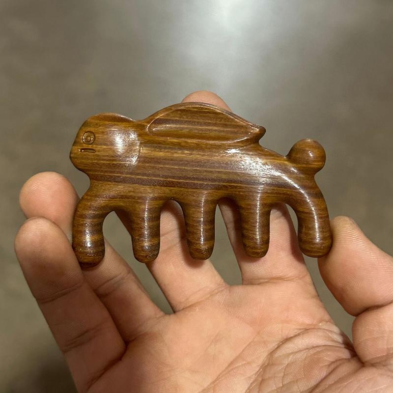 Natural Wooden Wide Tooth Mini Handle Comb Meridian Massage Anti-static Head Five Claw Massager Promote Blood Circulation