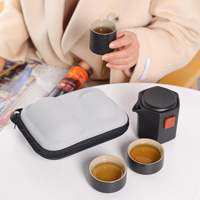 Tragbare leichte Luxus Express-Tasse ein Topf drei Tassen Keramik einfach kreativ Reise-Teeset Outdoor-Aufbewahrungstasche Brüh-Teekanne