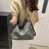 Vintage Solid Color PU Leather Women Fashion Shoulder Sling Bag High-Capacity Simple Wide Strap Commuting Bucket Crossbody Bag