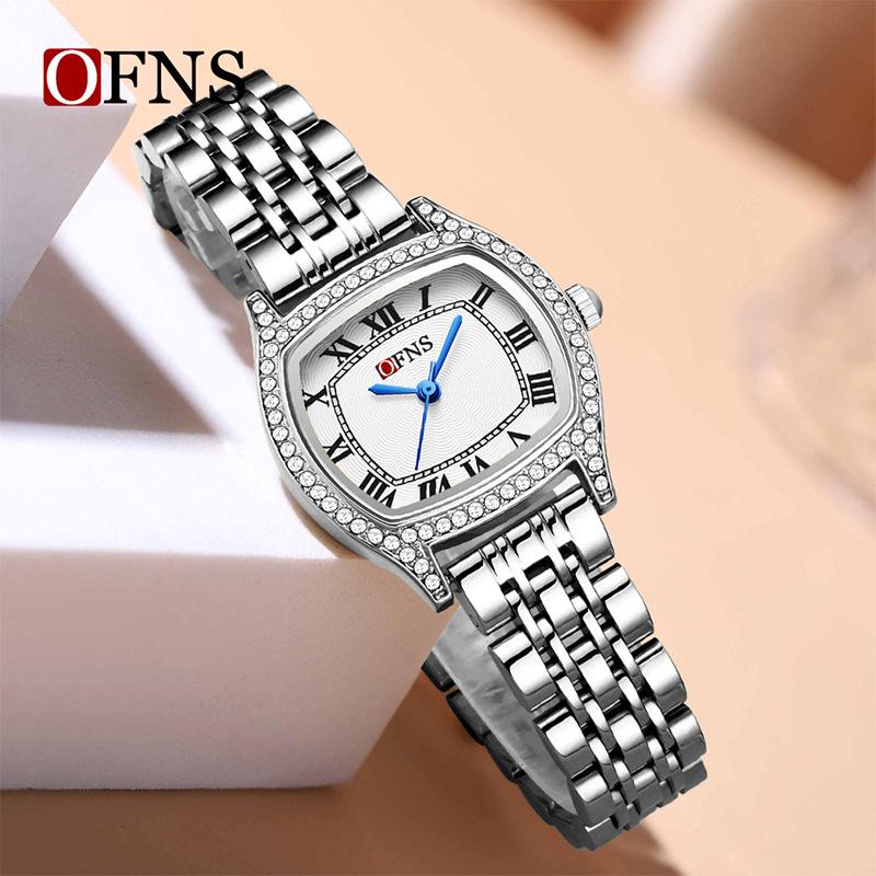Retro Rhinestone Inlaid Roman Numerals Square Ladies Fashion Watch