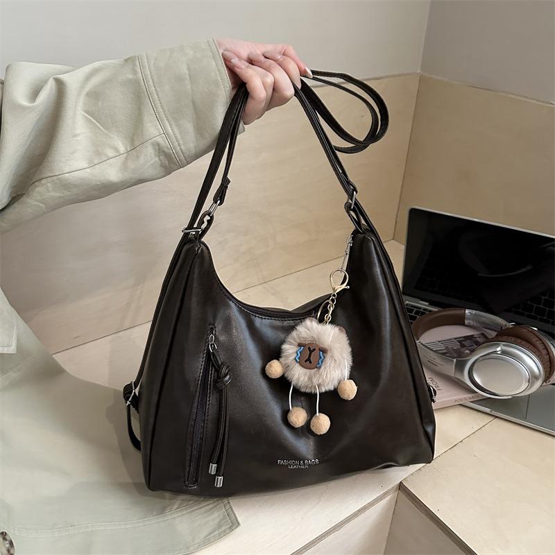 Commuter retro new fashion tote bag women's versatile casual personality Korean version large-capacity messenger bag