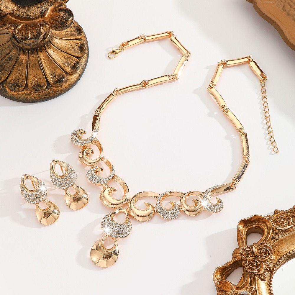 Rhinestone Inlaid Necklace Earrings Set Hollowed-out Women Jewelry Set  Wedding
