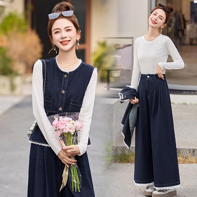 

Стильный женский джинсовый комплект-тройка Весна 2025: Утягивающий жилет, рубашка и брюки широкого кроя M (50-53 kg)