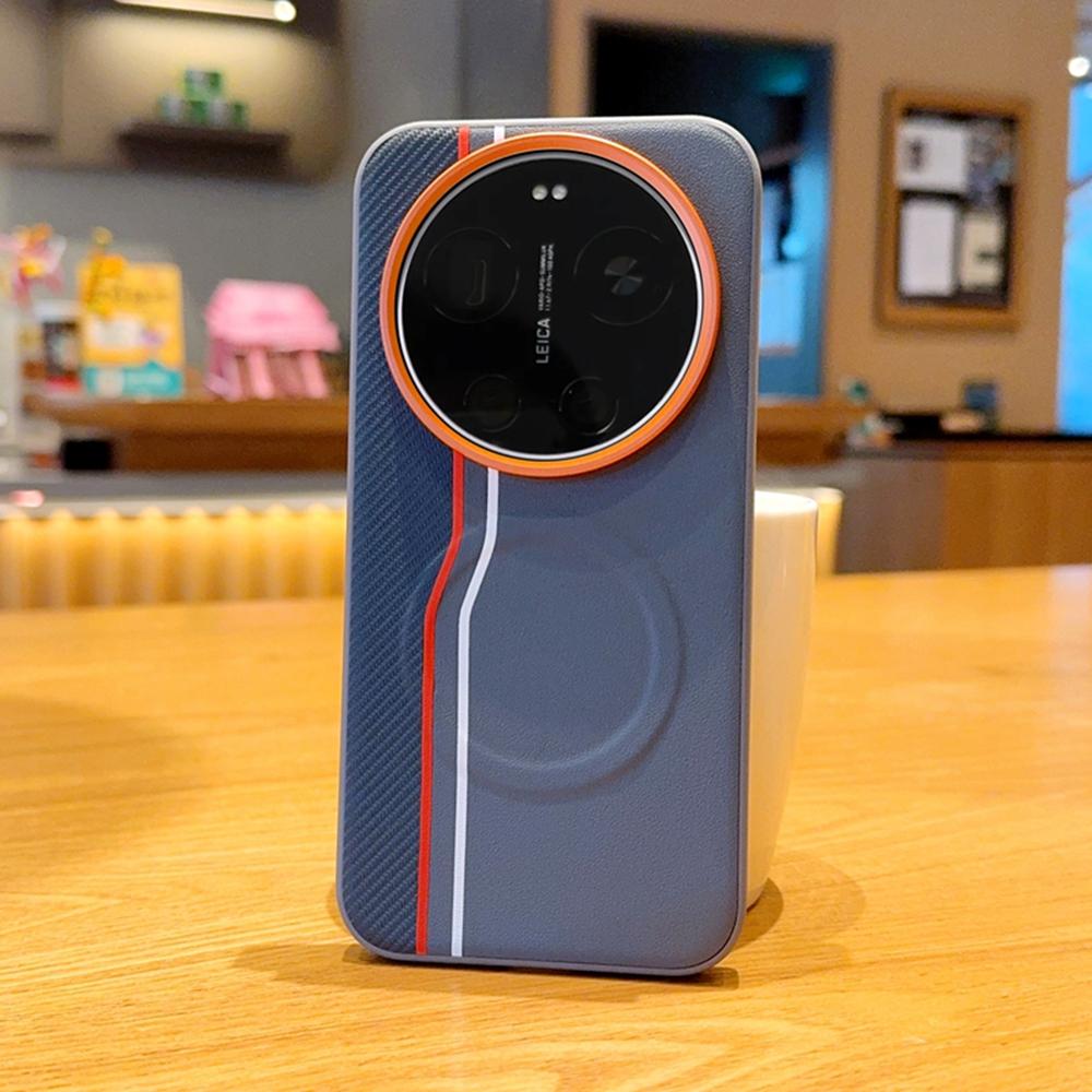 For Xiaomi 17 Ultra 5G Magnetic Case Dual Color Line Leather Coated PC + TPU Phone Cover