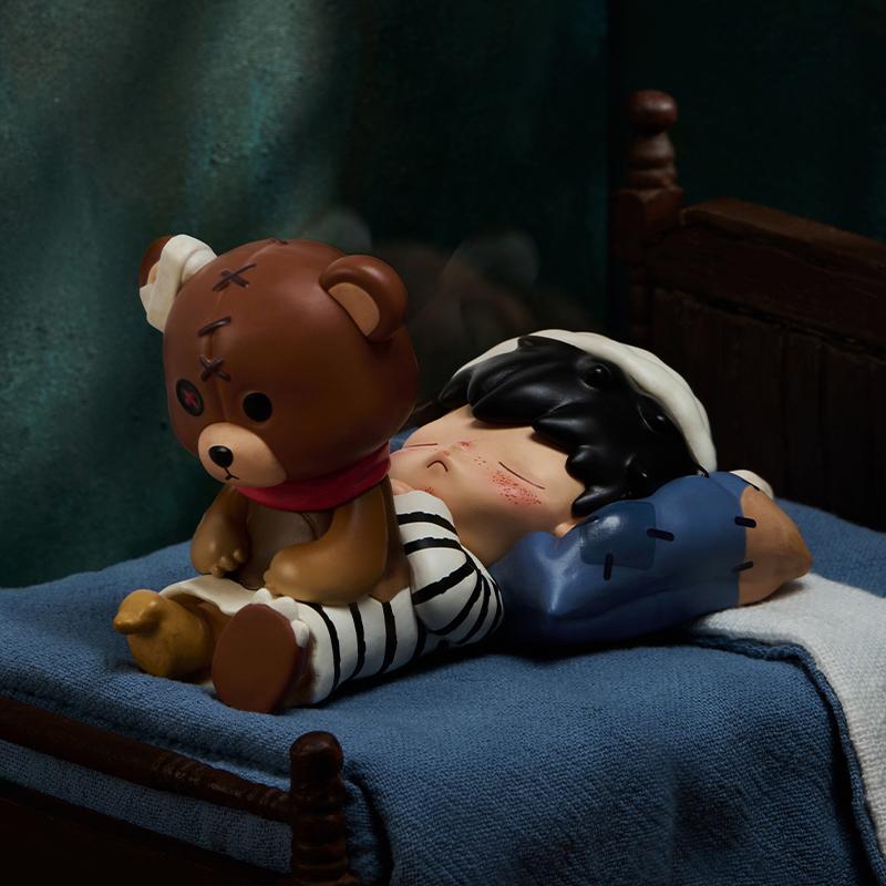 POP MART Hirono Monsters' Carnival Series Figurky Slepý box (Jednotlivé balení / Sada 6 kusů)