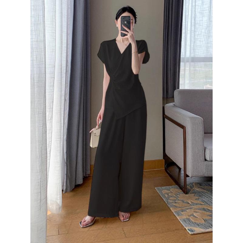 Plus Size Women's Stylish Korean Short Sleeve Top and Wide Leg Pants Two-Piece Set