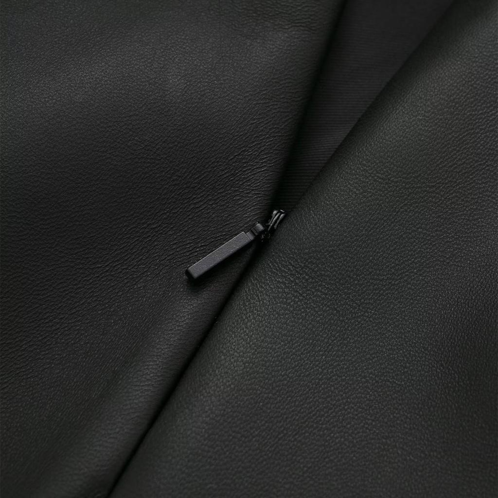 2025 Spring Women's Slim Temperament Leather Mini Skirt with Pocket Detail