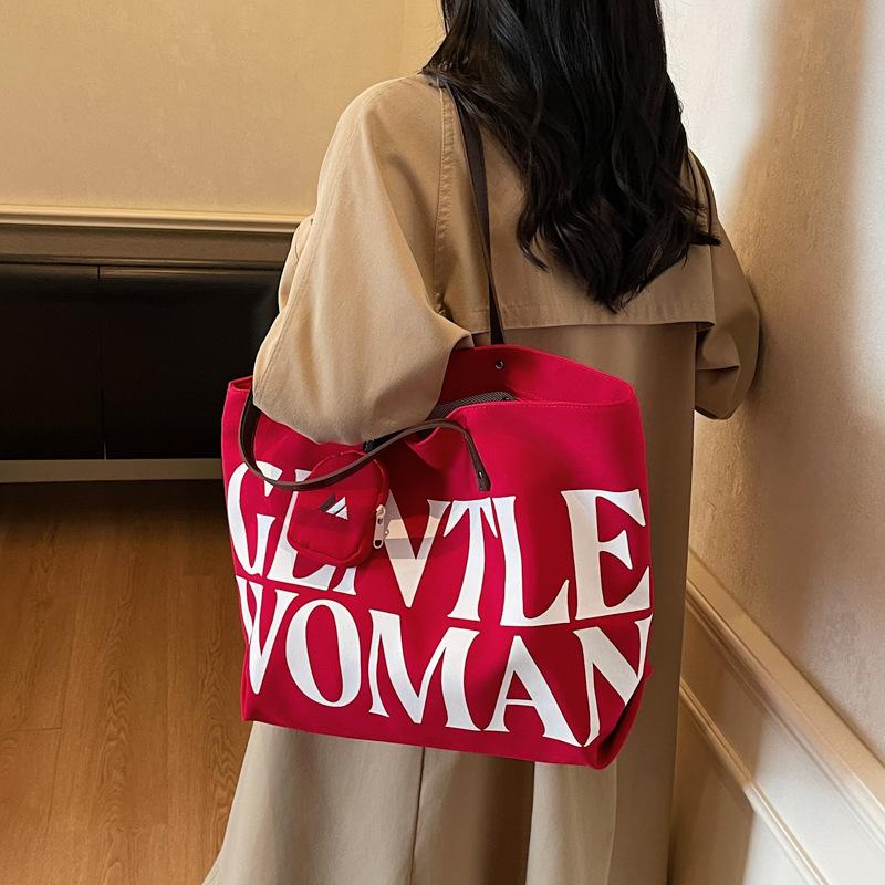 Fashion trend large-capacity bag casual personality new shoulder bag 2025 autumn winter women's casual tote bag