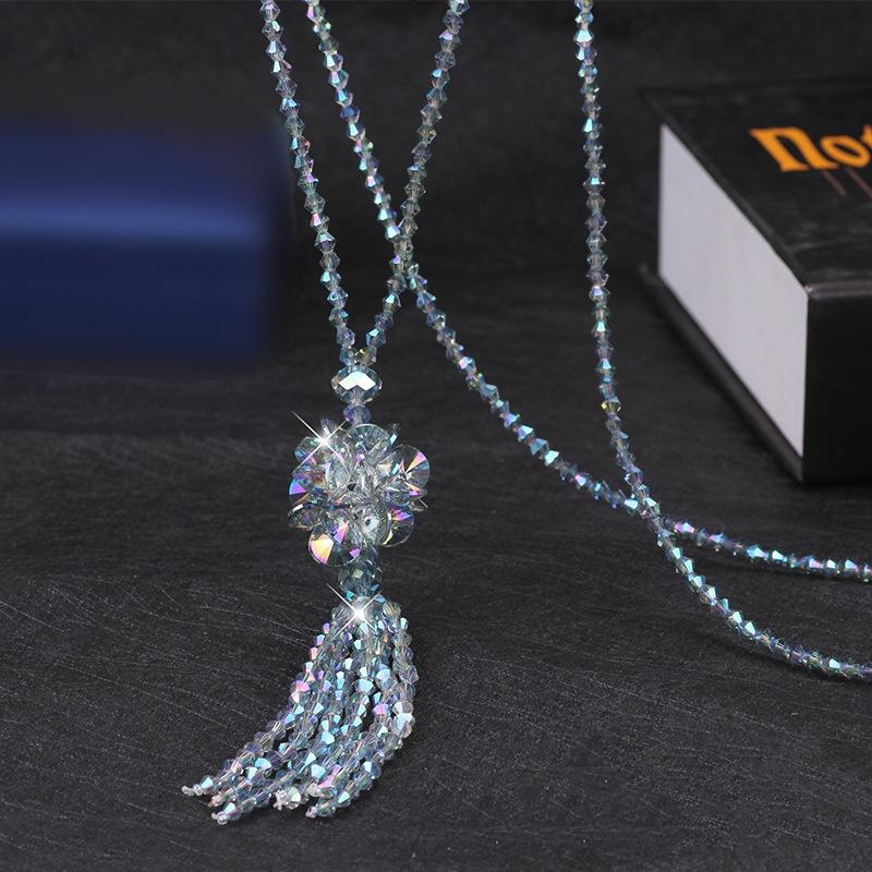 

Длинное красиво выполненное хрустальное ожерелье с цветочными акцентами для женщин в различных цветах Green