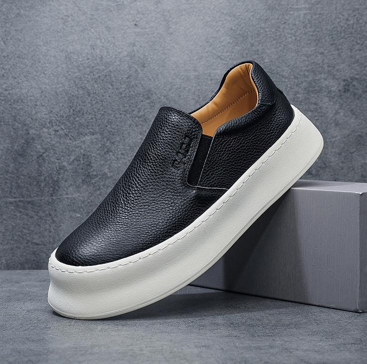 Kožené mokasíny pánské boty léto 2025 nové jednopadálové lehké platformové pracovní boty ležérní trend ploché