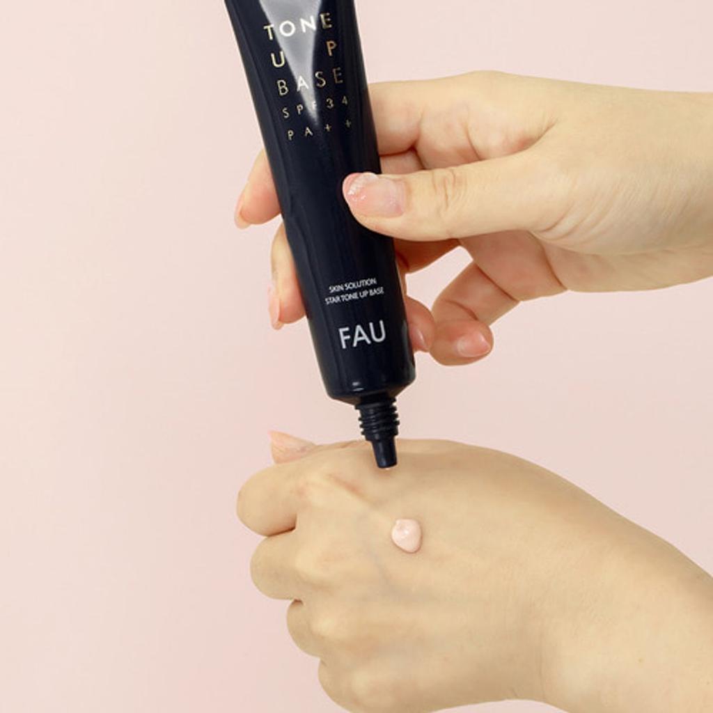 Pow Skin Solution Star Tone Up Base