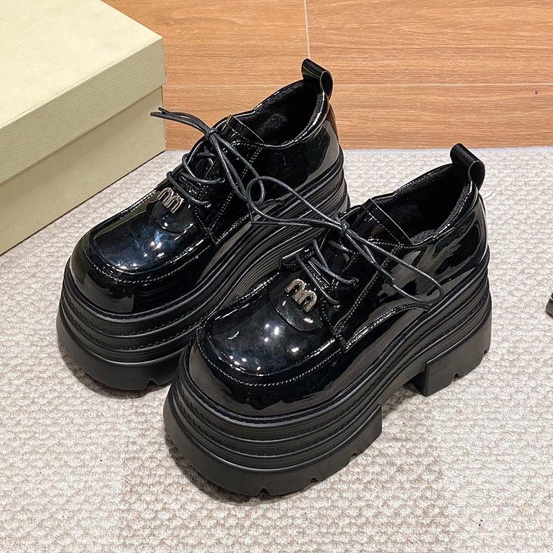 

Small man thick-soled heightened temperament lace-up single shoes women s 2025 autumn new British style high-heeled loafers small leather shoes 35 чорний