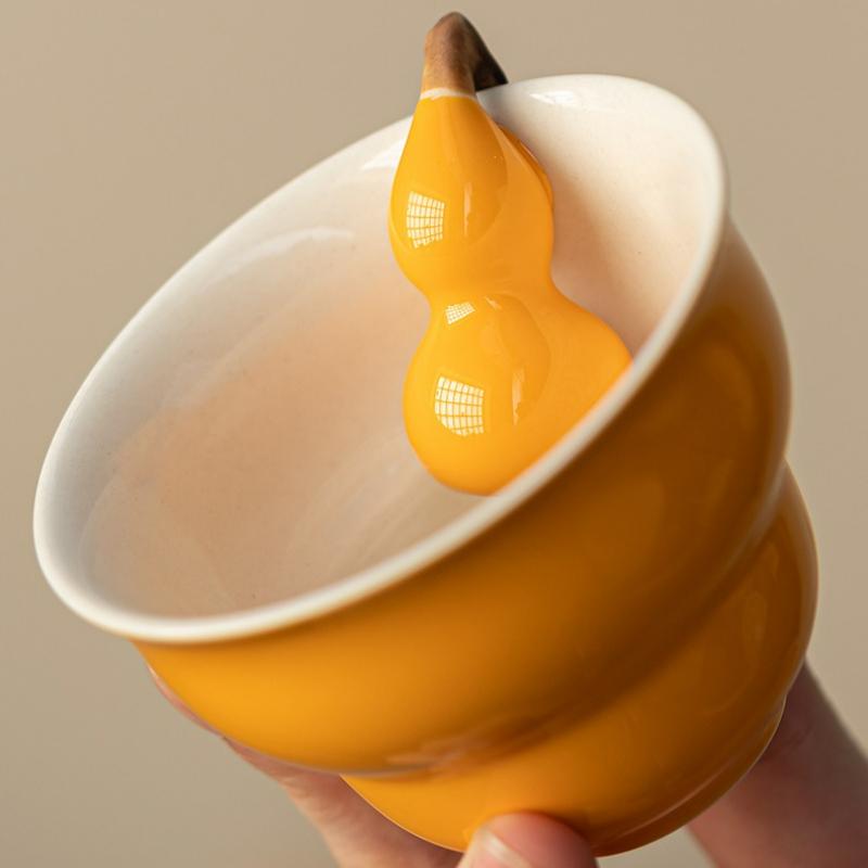 Creative Gourd Shape Ceramic Tea Cup Household Traditional TeaCup Master Cup Kung Fu Tea Set Drinkware Decoration 2025 New