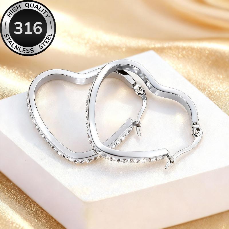 

Hot-selling love earrings with diamonds, personalized studs, trendy stainless steel earrings.