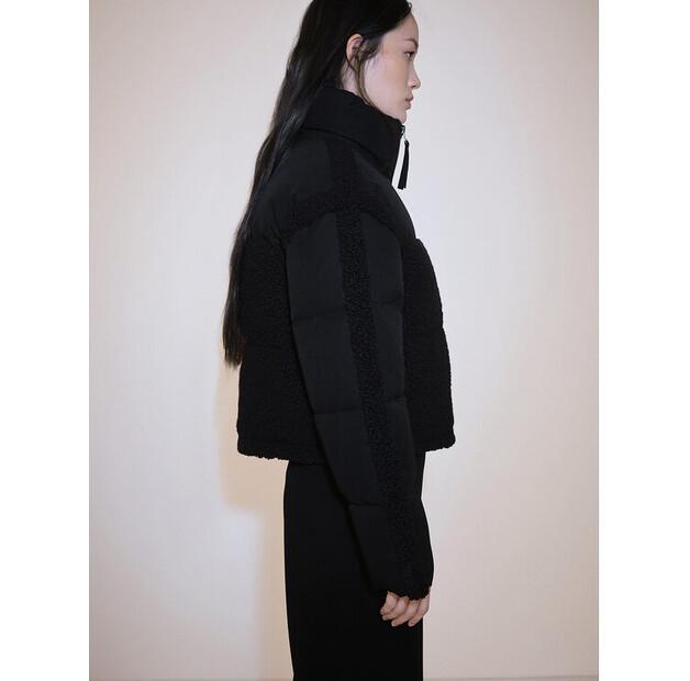 

Пуховик Mango Furry 77047663 черный Regular Fit M