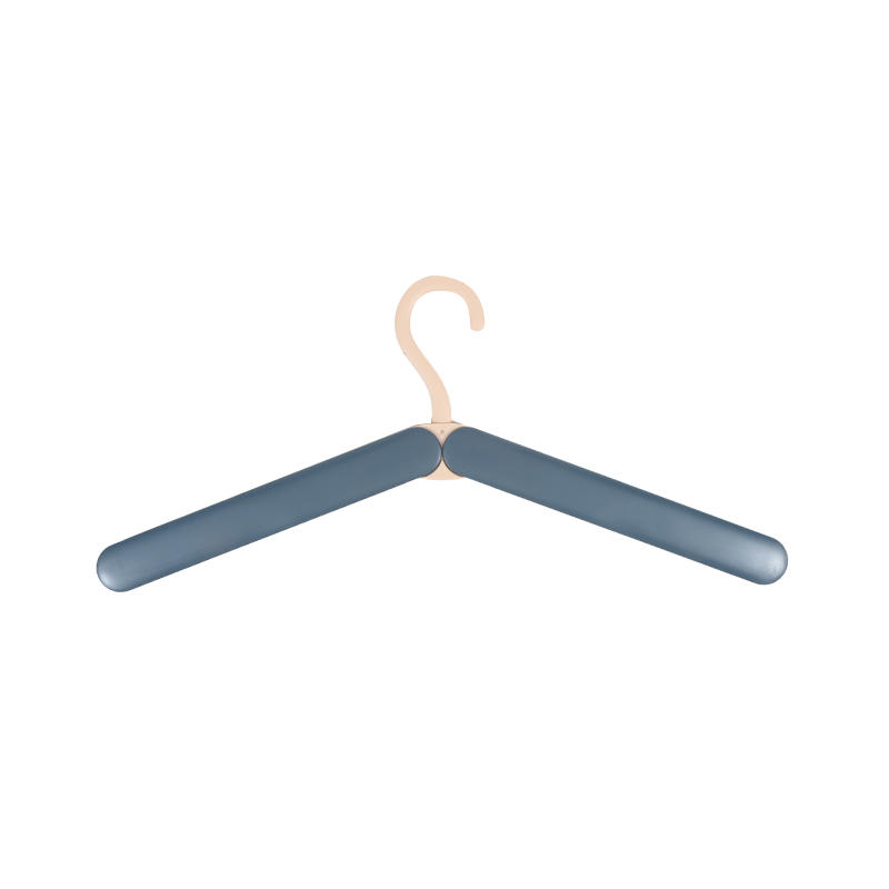 Collapsible Travel Hangers Lightweight Foldable Space-Saver Closet Clothes Hangers with Hidden Clips for Jackets Pants