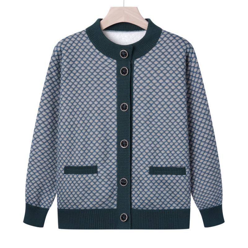 Middle-aged and old new mother clothes autumn velvet thickened knitted sweater grandma clothes cardigan jacket elderly clothes