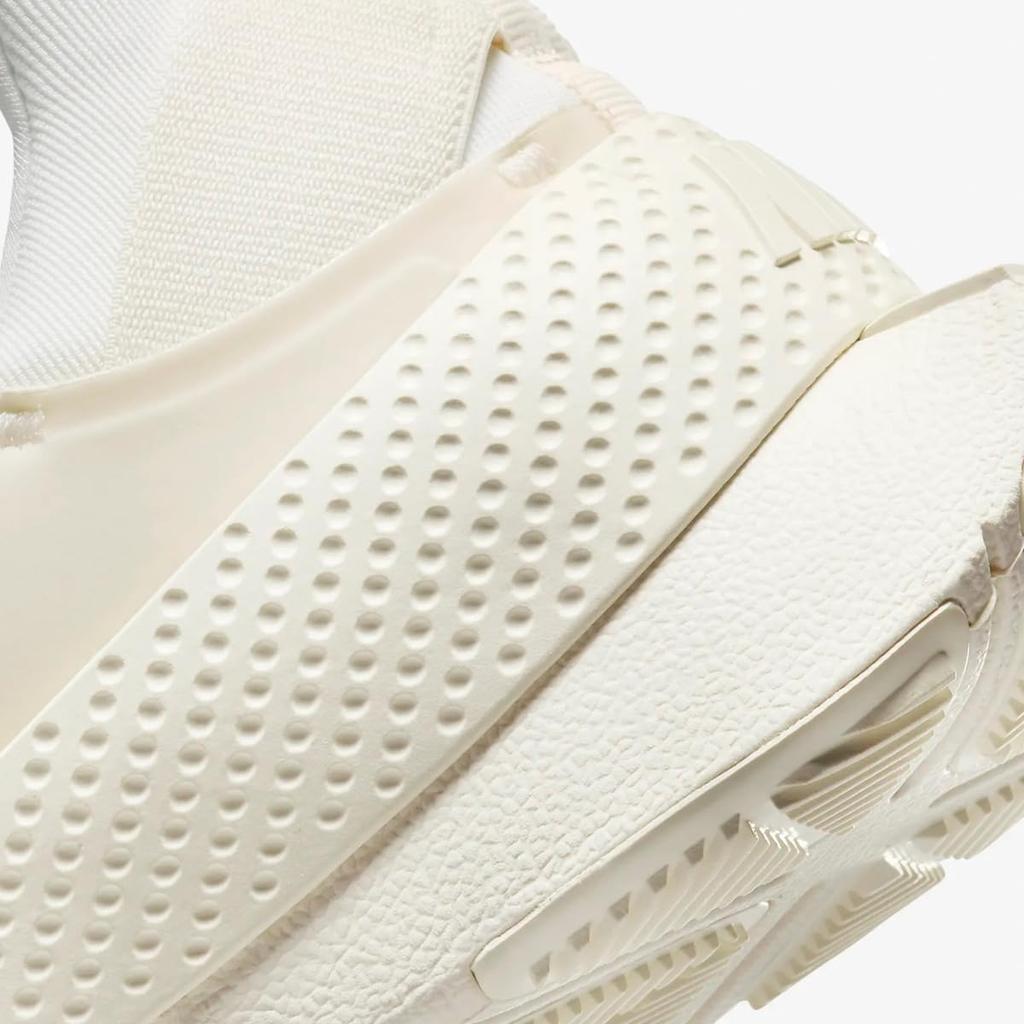 Nike Go FlyEase W Pale Size Sneakers, Ivory/Platinum Tint/Black, DR5540-105, 23.5cm (Japan)