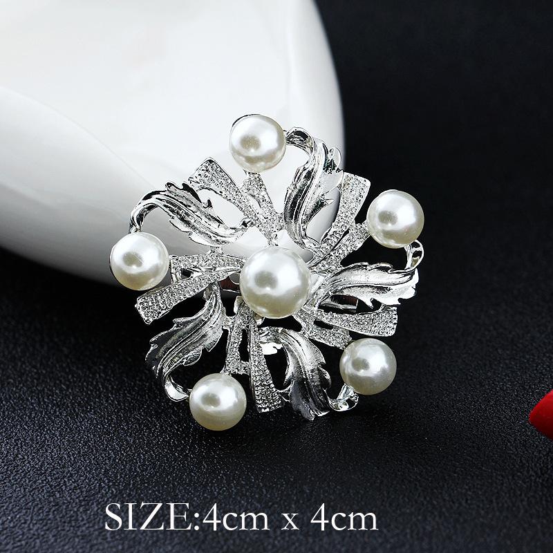 Mode Kristall Strass Persönlichkeit Vielseitig Perlenkranz Kleine Brosche Anstecknadel Damen Seidenschal Schnalle