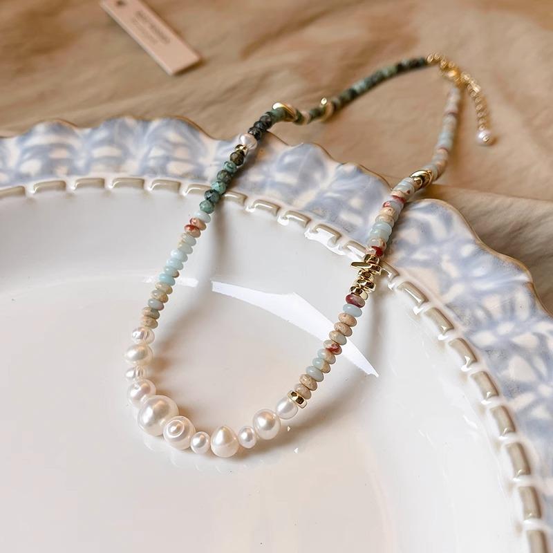 

Special-Shaped Freshwater Pearl Mixed Color Natural Stone Beaded Contrasting Color Necklace Women S Light Luxury Temperament Shoushan Stone Collarbone