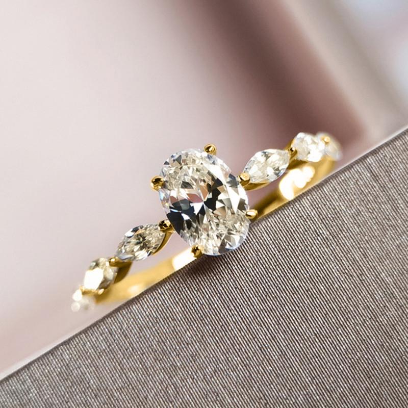 Huitan Versatile Women Ring Simple Design Inlaid Shining Oval CZ Party Lady Elegant Trendy Accessories Chic Jewelry for WeddingGood product