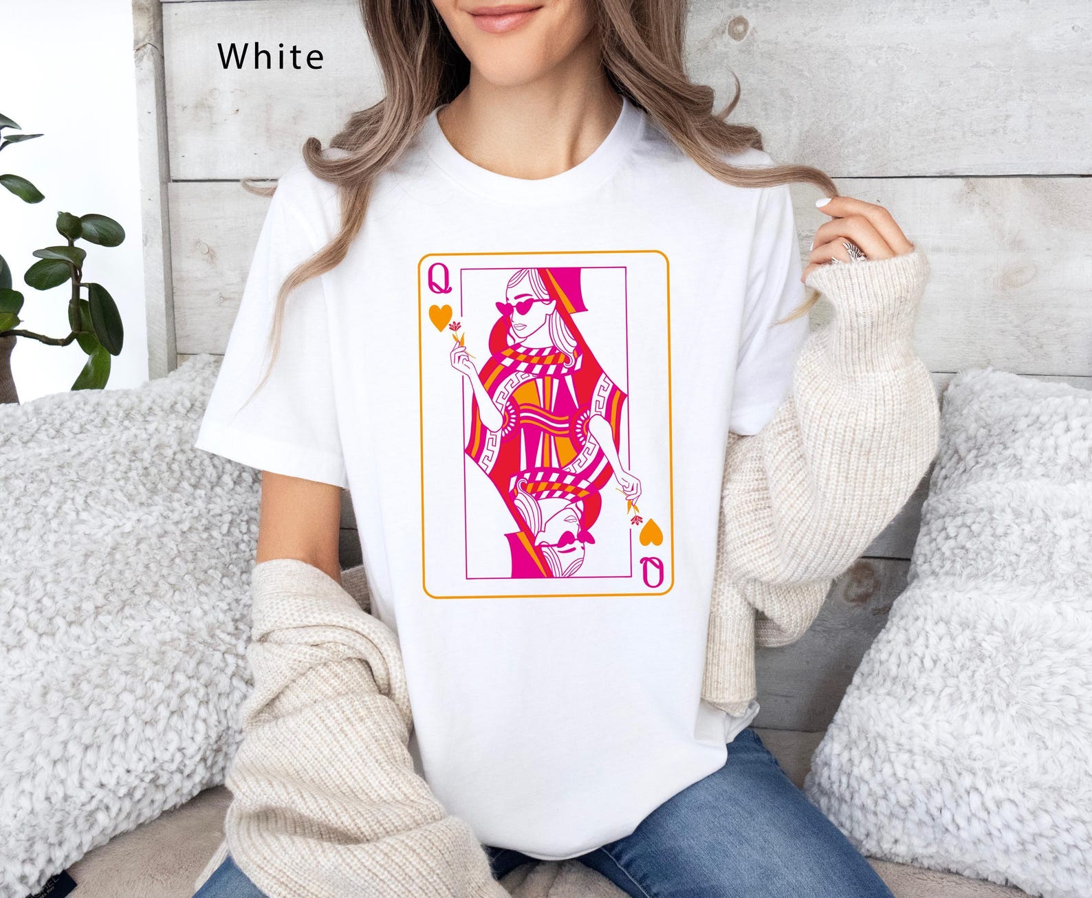 Queen of Hearts T-Shirt | Valentine s Day Heart Diva Tee S