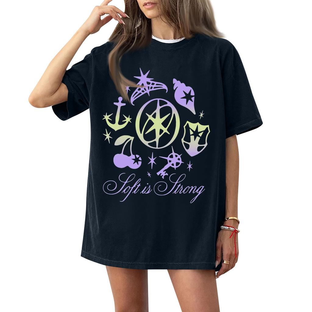 Dam T-shirt med tryck och rund hals och korta ärmar