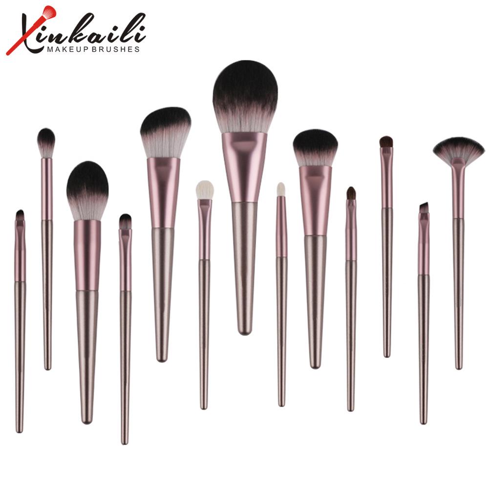 

Набор из 12 мягких кистей для макияжа цвета винограда - Идеально подходит для тональной основы, консилера и теней для век