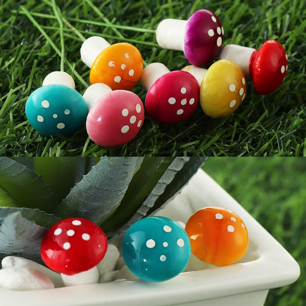 10PCS Mini Mushroom DIY Craft Garden Ornament Resin Artificial Foam Potted Plants Decor Moss Decoration Miniature Figurine