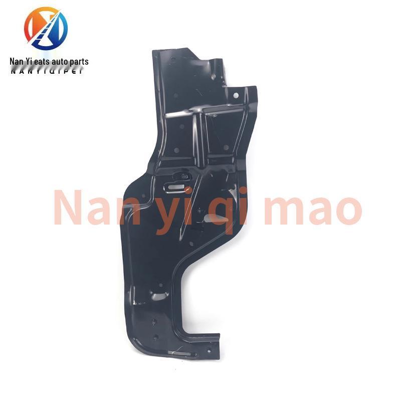 Compatible Grille Bracket for Mercedes-Benz 2644 Auto Pump Truck A9437500