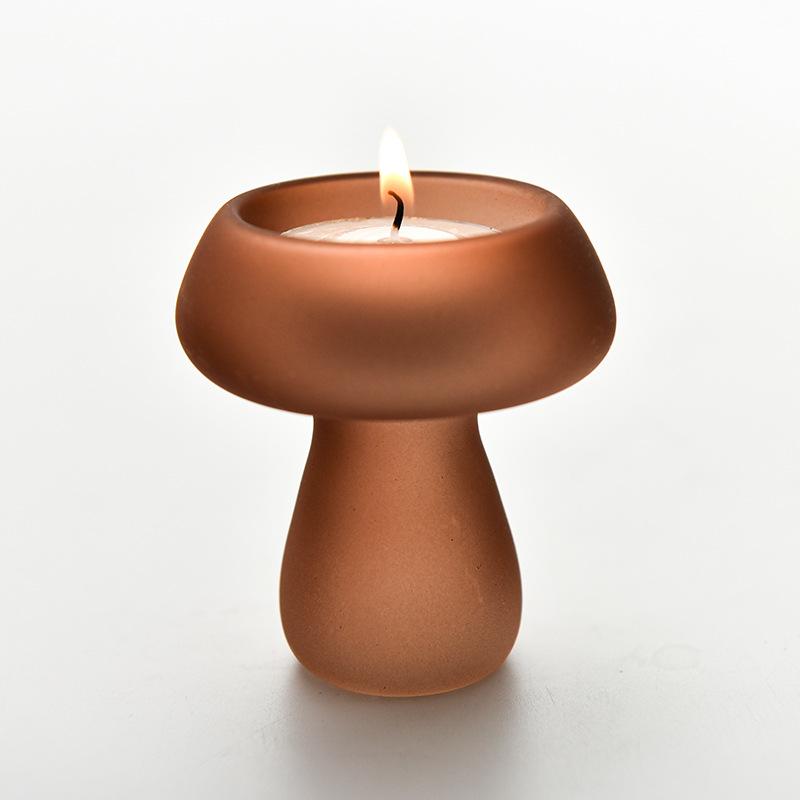 

Creativity Mushroom-Shaped Candle Holder Glass Candlesticks Cute Room Decoration Desktop Ornament Home Decoration Ambiance Gifts темно-коричневого