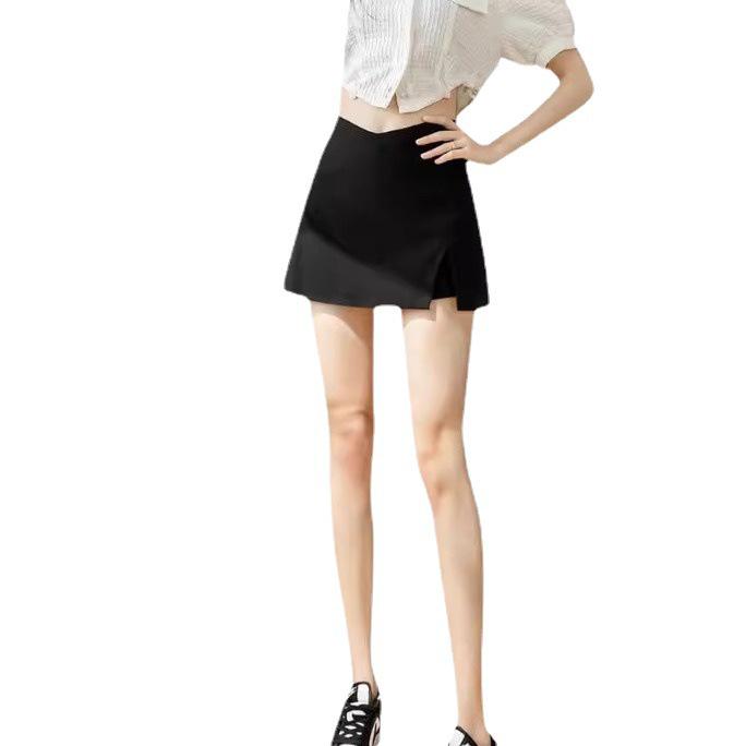 Plus Size Black Irregular Slit Skirt for Women - Anti-Exposure, Slightly Chubby, Hip-Hugging Short Skirt for Spring/Summer