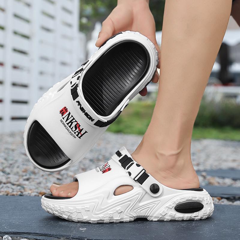 Summer new thick-soled stepping on shit personalized sandals outdoor two wear versatile fashion men's slippers seaside beach shoes