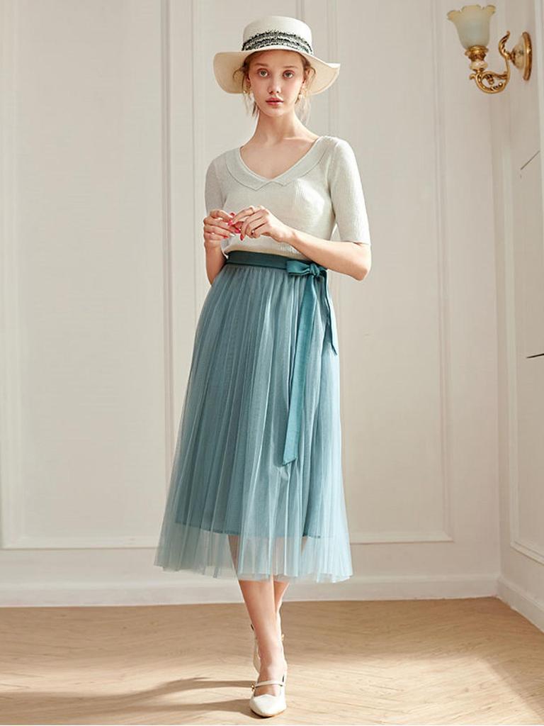 Women's Summer Slim-Fit Knitted Polo Top - Casual, Gentle Style, Short-Sleeve Fashion Clearance