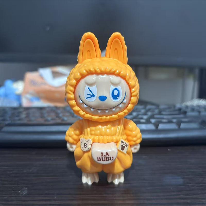 Labubu Nezha Face-Changing Plush Doll Keychain - Trendy Play Emoticon Pack, Hot-Selling Toy Pendant