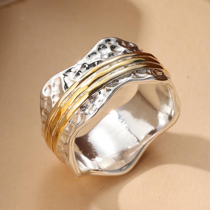Vintage Two Color Wide Women's Ring Hang Carving Geometry Daily Wear Party Jewelry