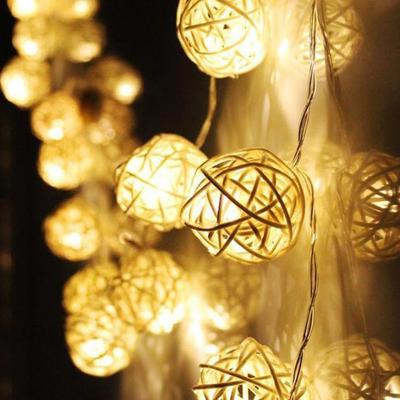 20 Heads Rattan Balls Battery Box Holiday Lights String LED Holiday Decoration Lights 2.5m Warm White